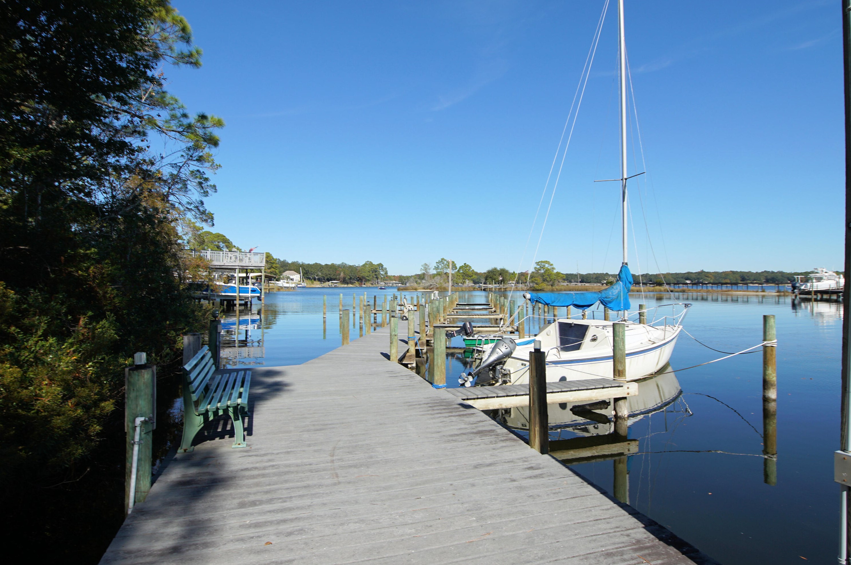 1803 Valparaiso Blvd, Niceville, FL 32578-2952