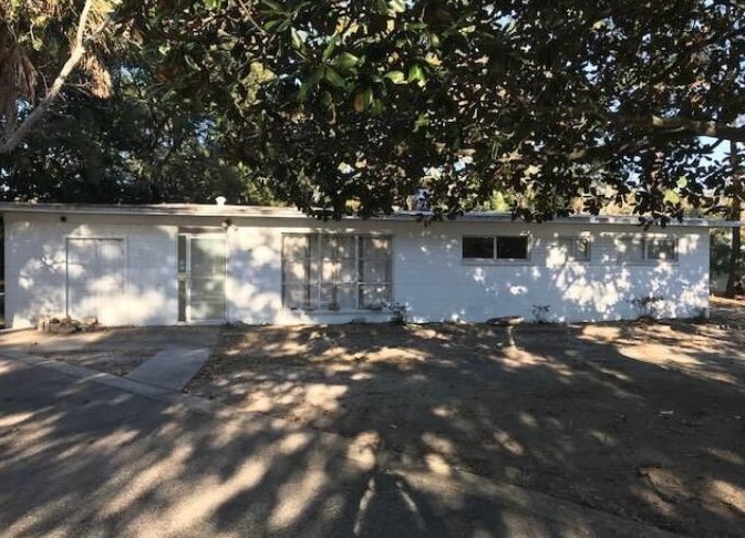 129 Staff Dr, Fort Walton Beach, FL 32548-5050