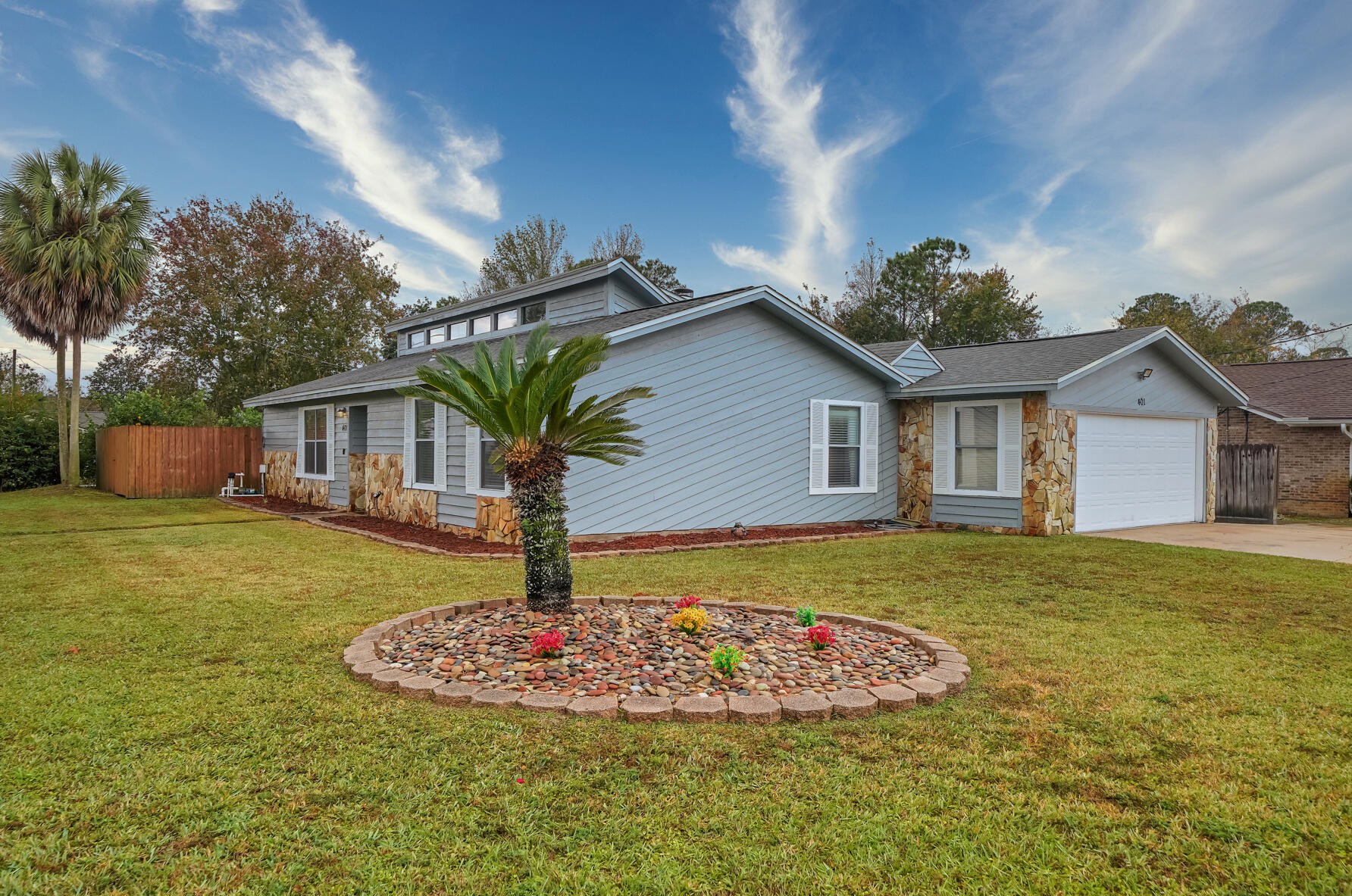 401 Celeste Ct, Mary Esther, FL 32569-1469