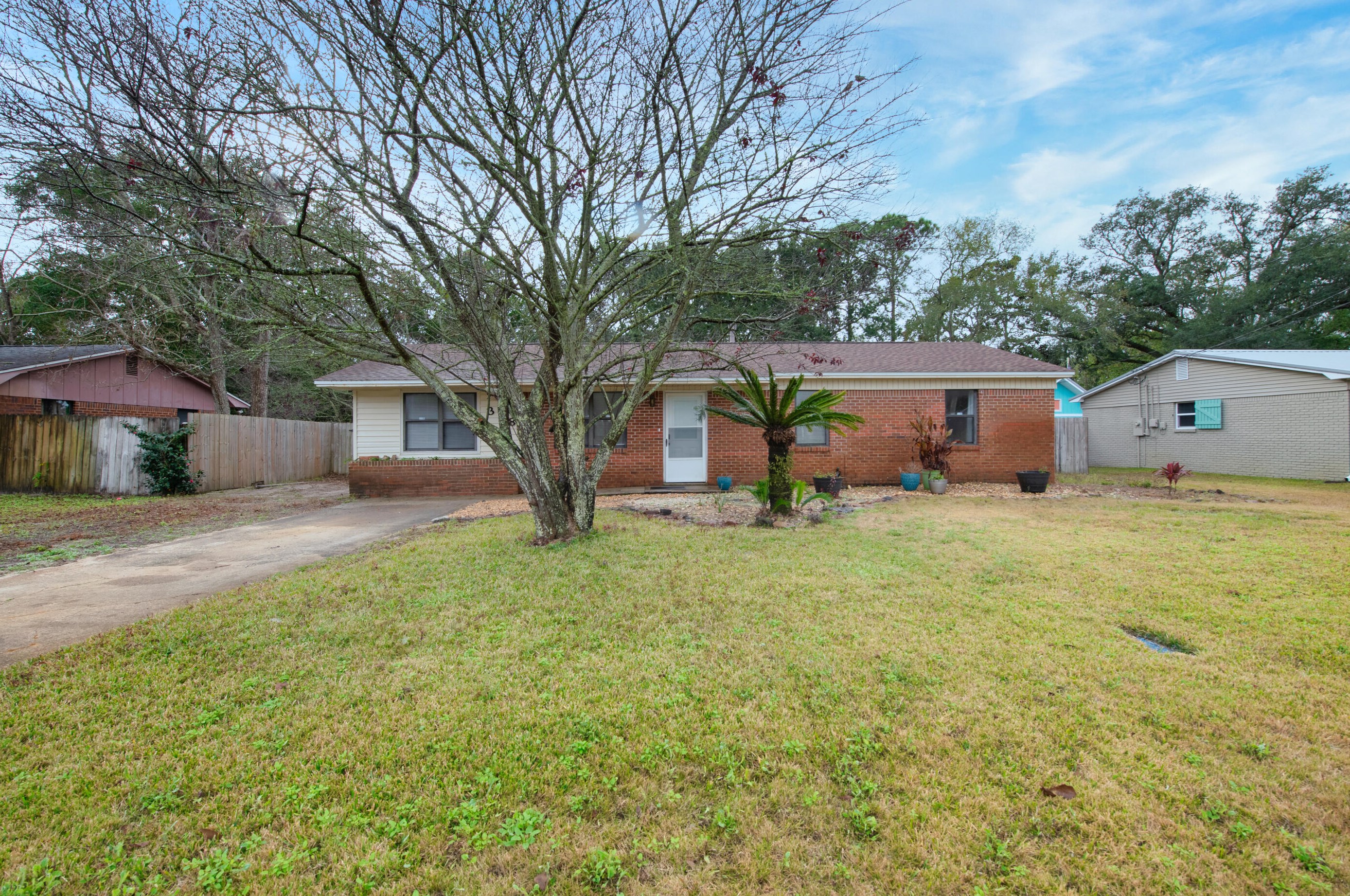 338 Lula Belle Ln, Fort Walton Beach, FL 32548-4645