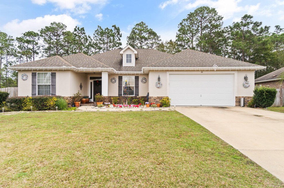 110 Alicia Dr, Crestview, FL 32536-5296