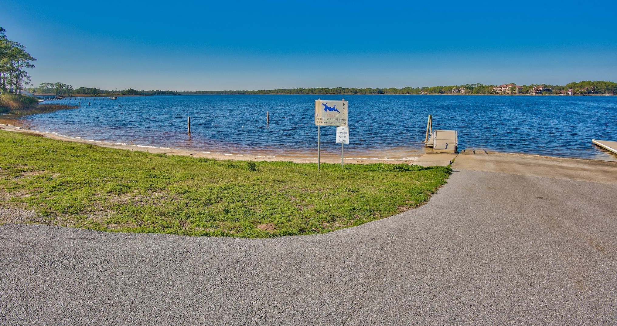 22802 Lakeview Dr, Panama City FL  32413-1124 exterior