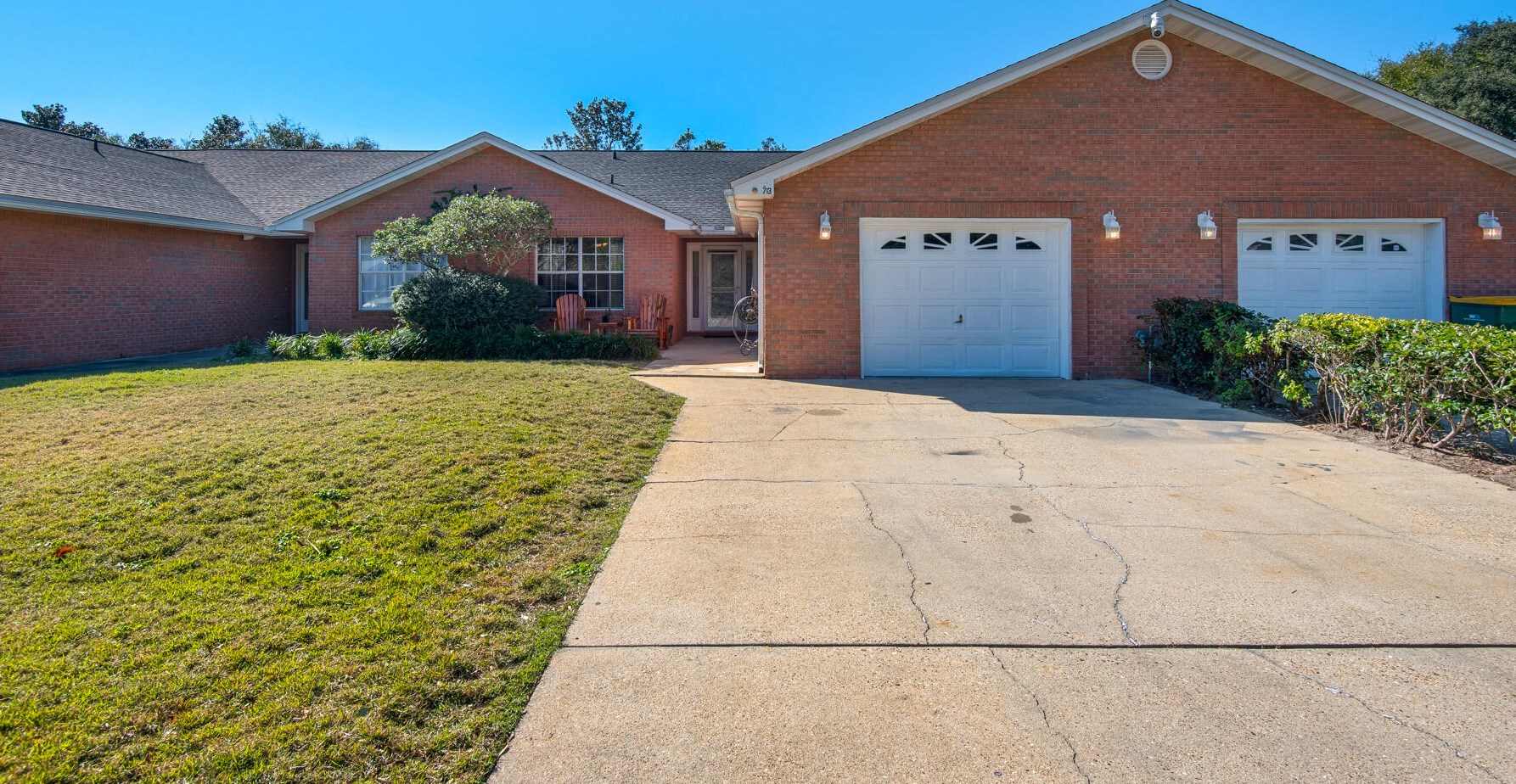 713 Forest St, Destin, FL 32541-1569