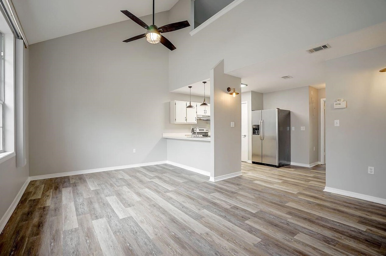 947 Ashley Ln, Fort Walton Beach, FL 32547-6633