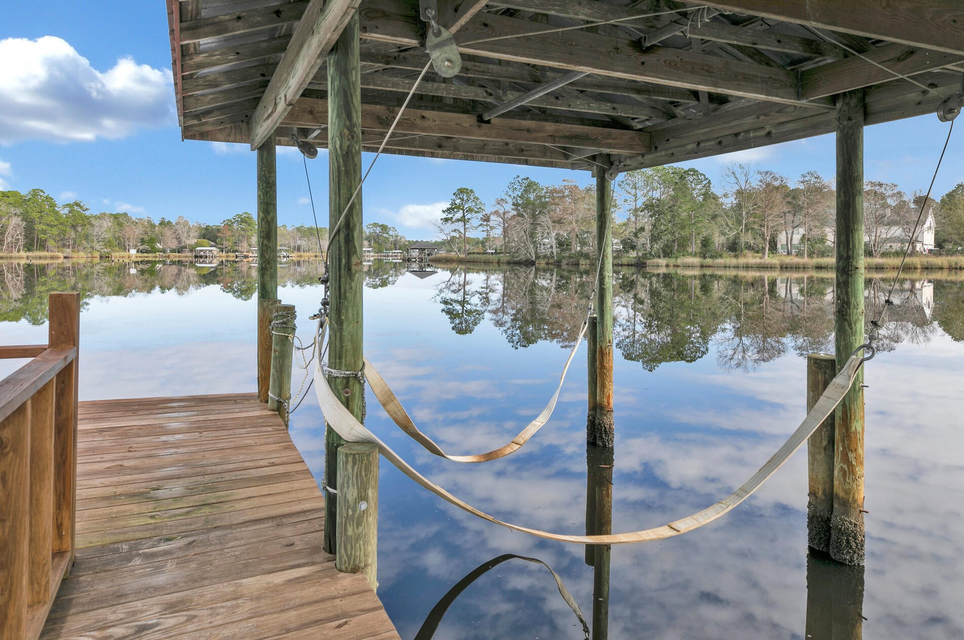 644 Bay Grove Rd, Freeport, FL 32439