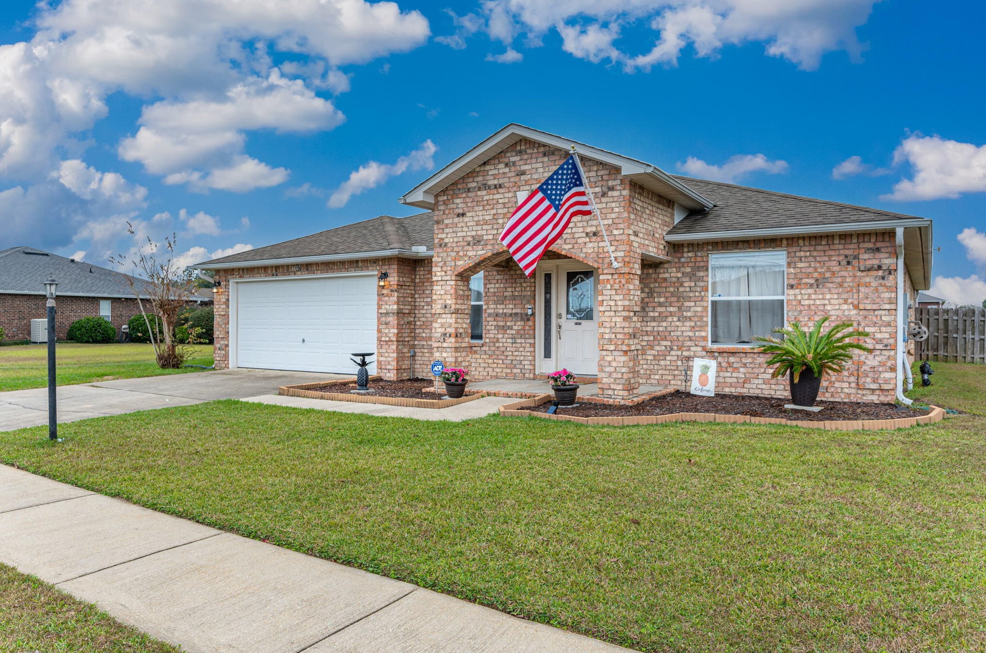 2405 Halfmoon Ln, Crestview, FL 32536-4374