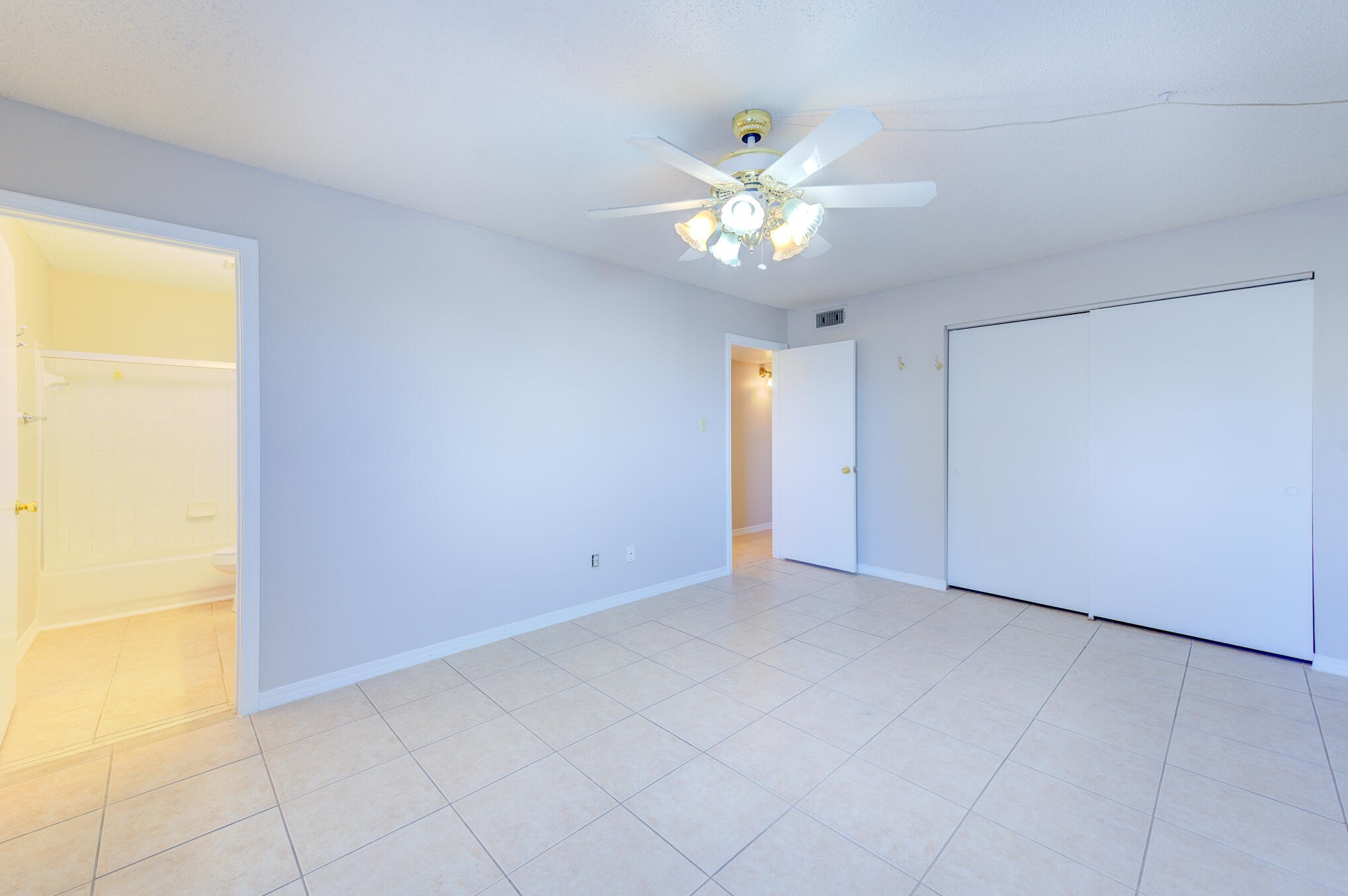 210 Pelham Rd #119a, Fort Walton Beach, FL 32547