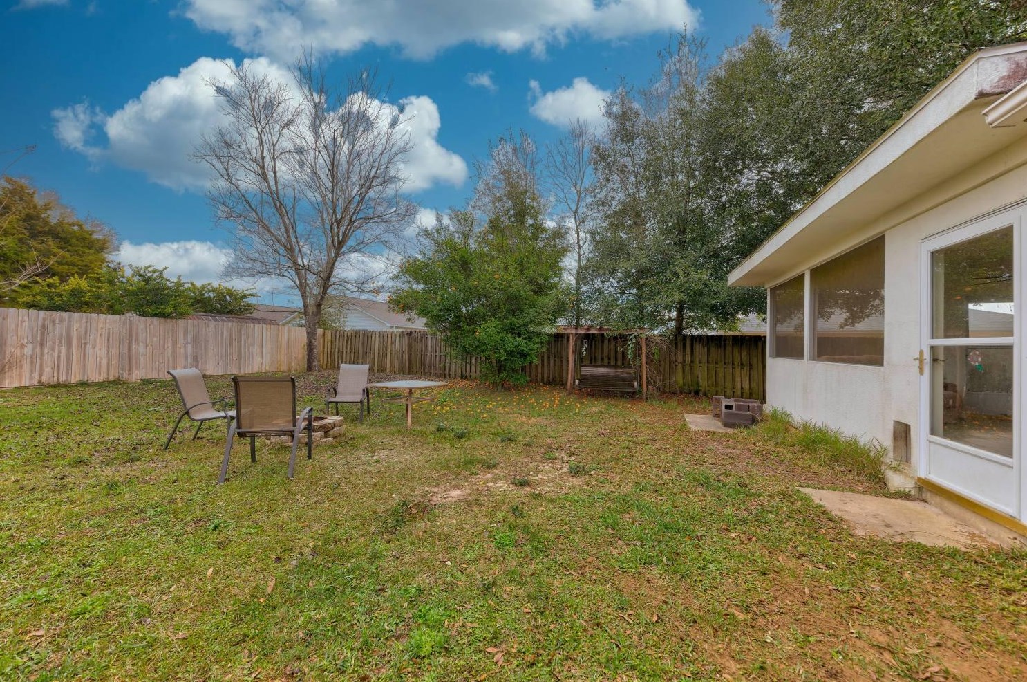 15 Holly Rd, Crestview FL  32539-7324 exterior