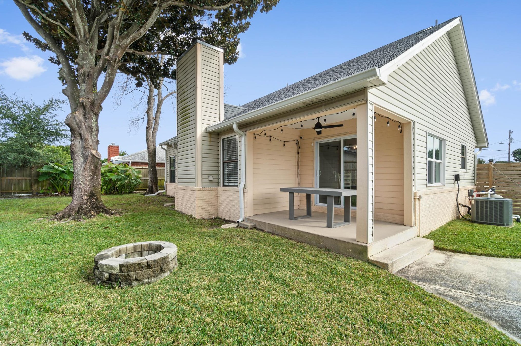 333 Sailfish Cir, Destin FL 32541-2203 exterior