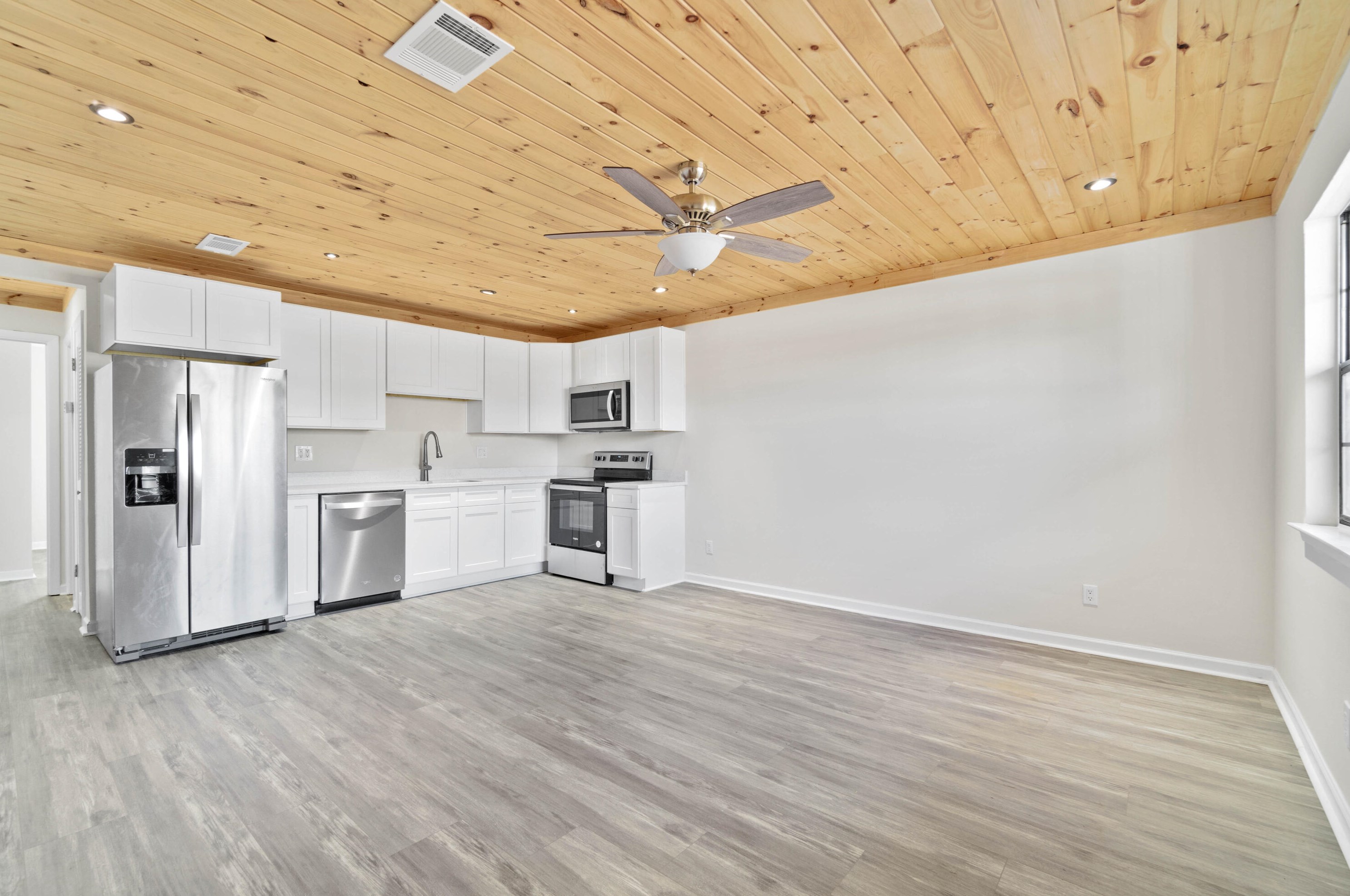 312 Bream Ave, Fort Walton Beach, FL 32548-6125