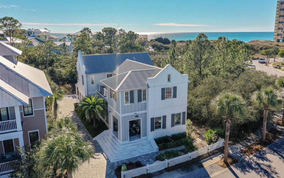 155 Parkshore Dr, Panama City, FL 32413-8060