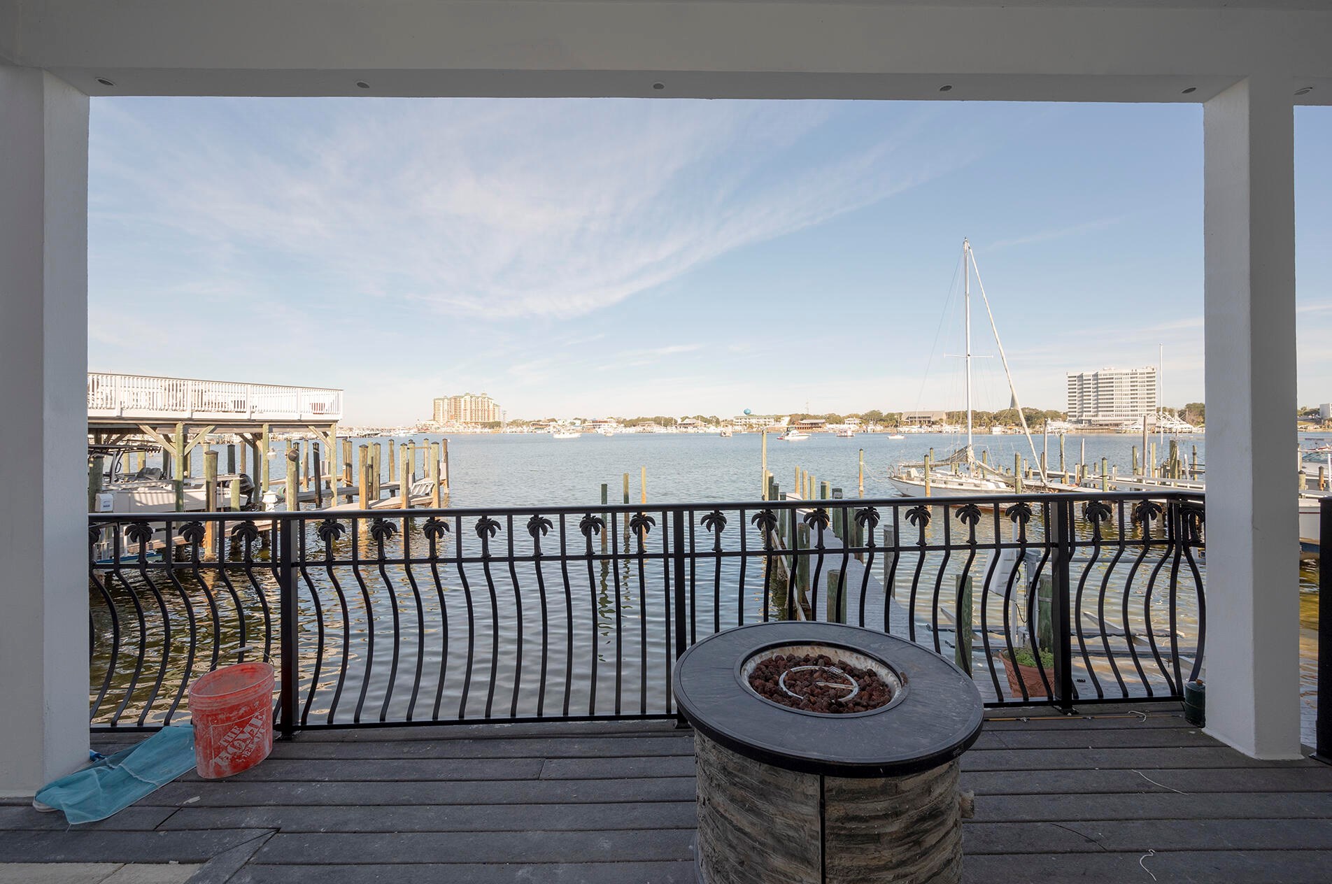 355 Gulf Shore Dr, Destin FL  32541-5001 exterior