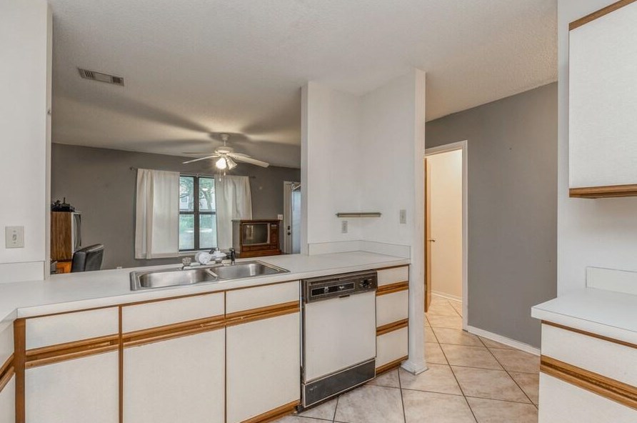 19 Falcon Ridge Ln, Fort Walton Beach FL  32547-2366 exterior