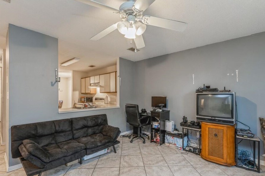 19 Falcon Ridge Ln, Fort Walton Beach FL  32547-2366 exterior