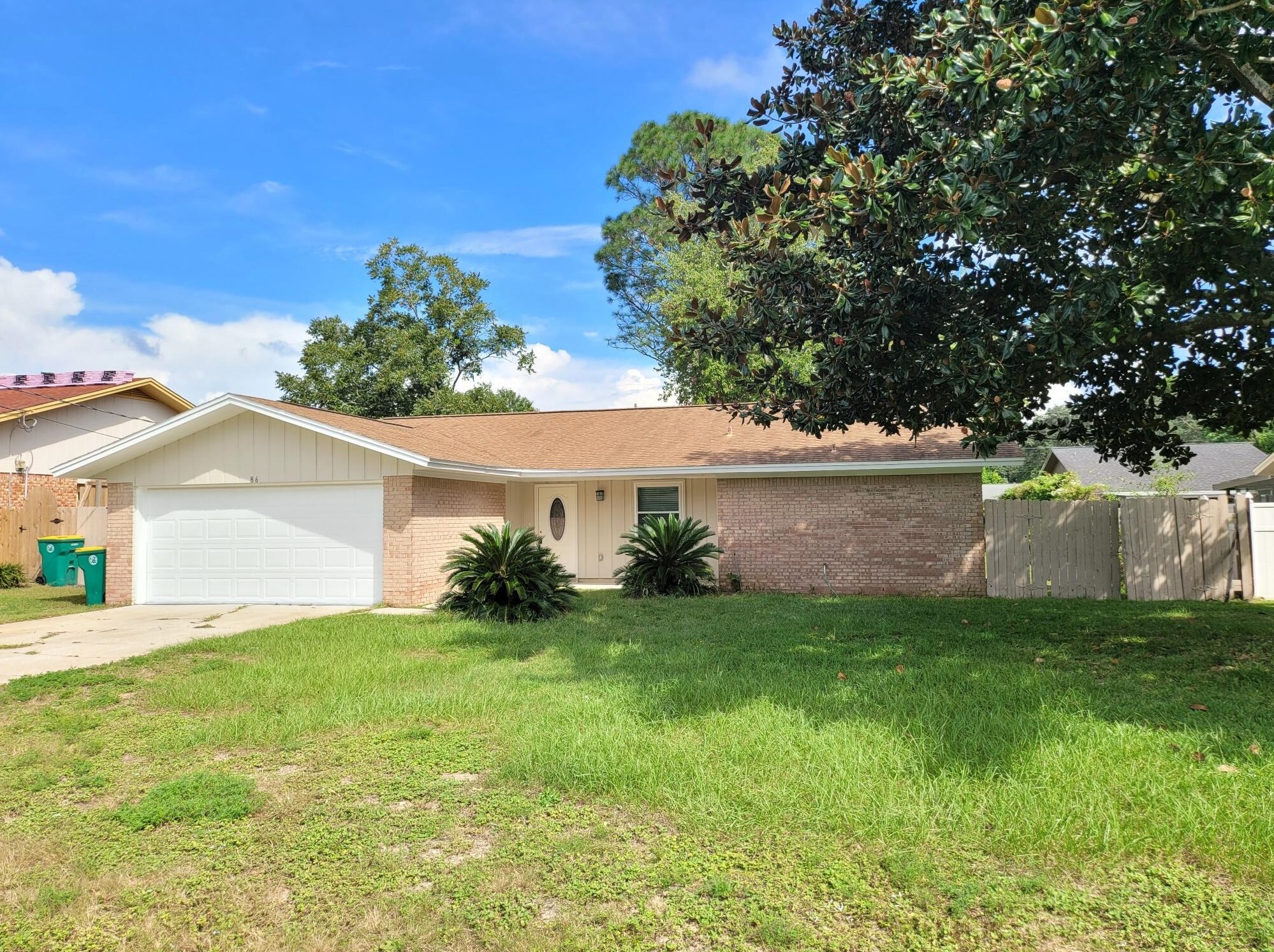 86 8th St, Shalimar, FL 32579