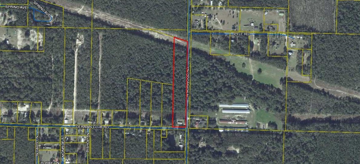 14 German Club Rd, Defuniak Springs, FL 32433