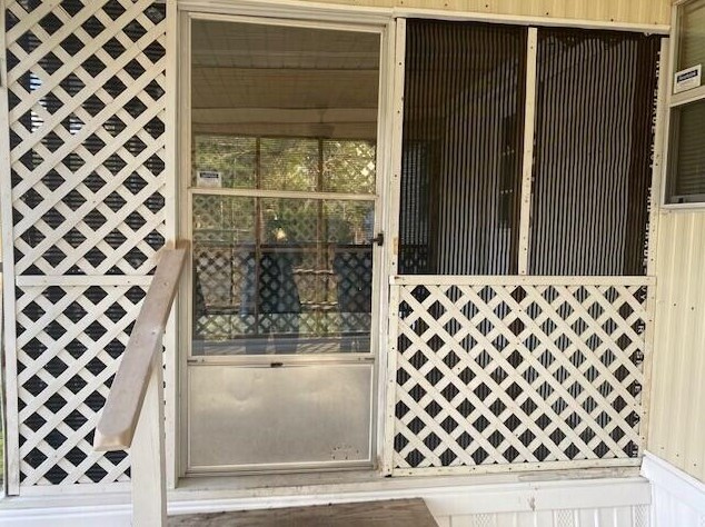 3418 Finch Ave, Crestview FL  32539-8619 exterior