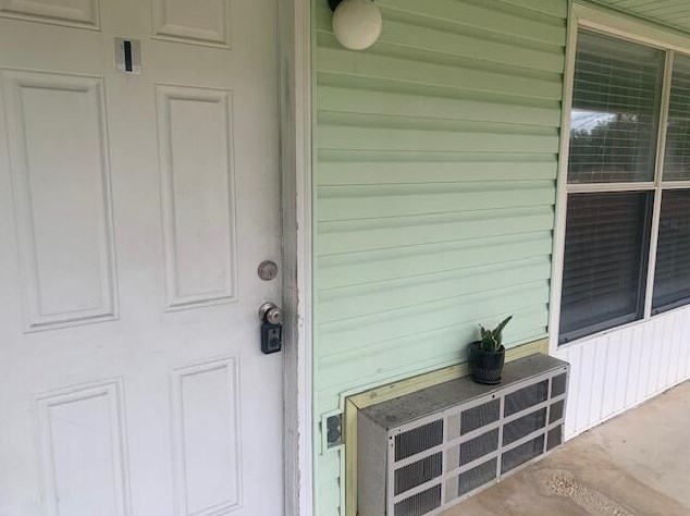 16 Wright Pkwy Nw Apt I, Fort Walton Beach, FL