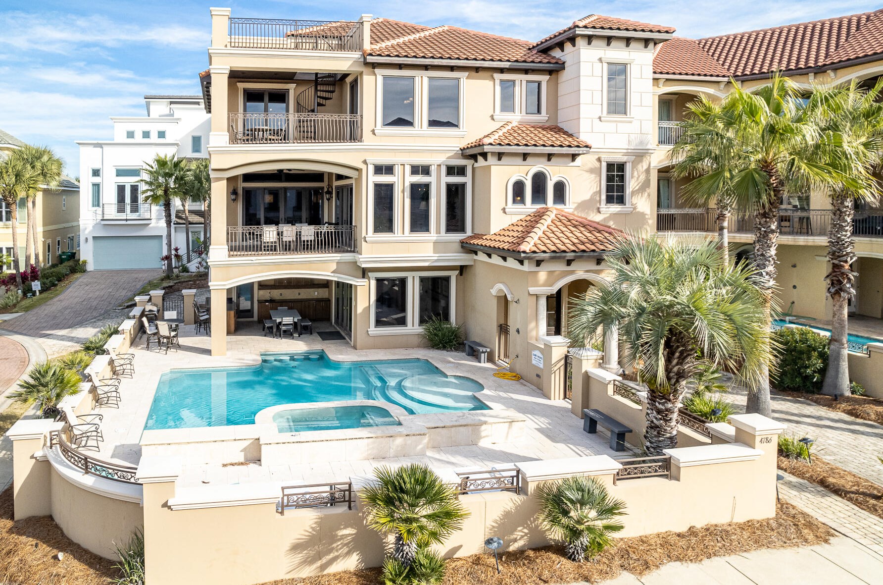 4786 Ocean Blvd, Destin, FL 32541-5741