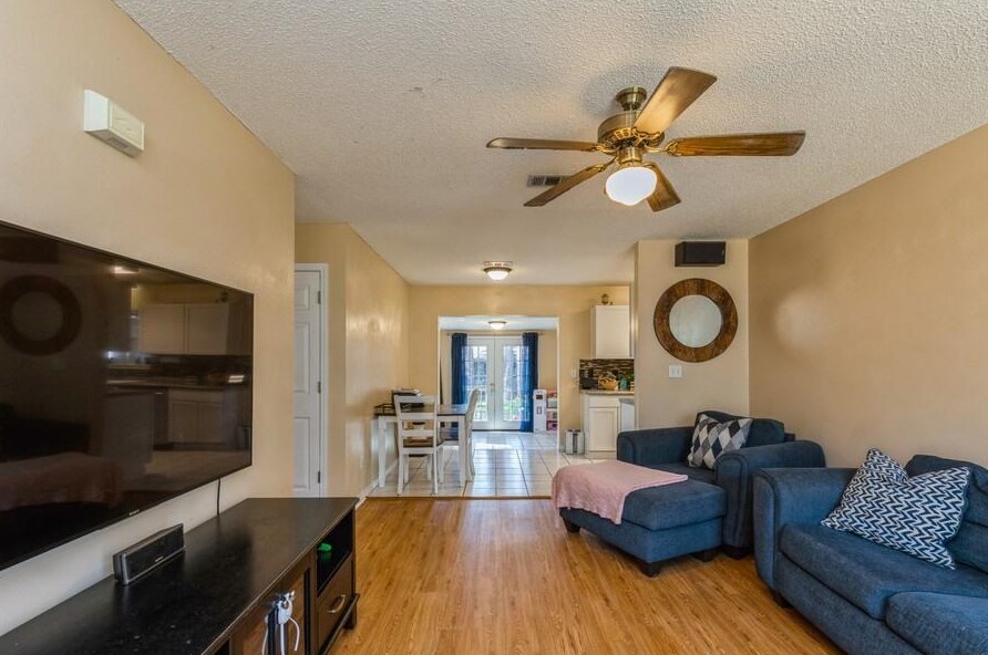 702 Lloyd St, Fort Walton Beach, FL 32547-7123