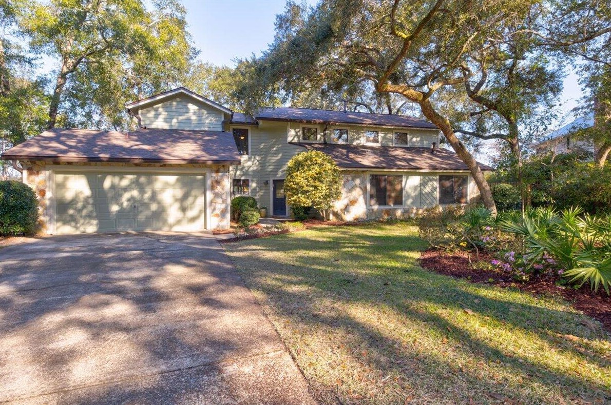 1313 Windward Cir, Niceville, FL 32578-4310