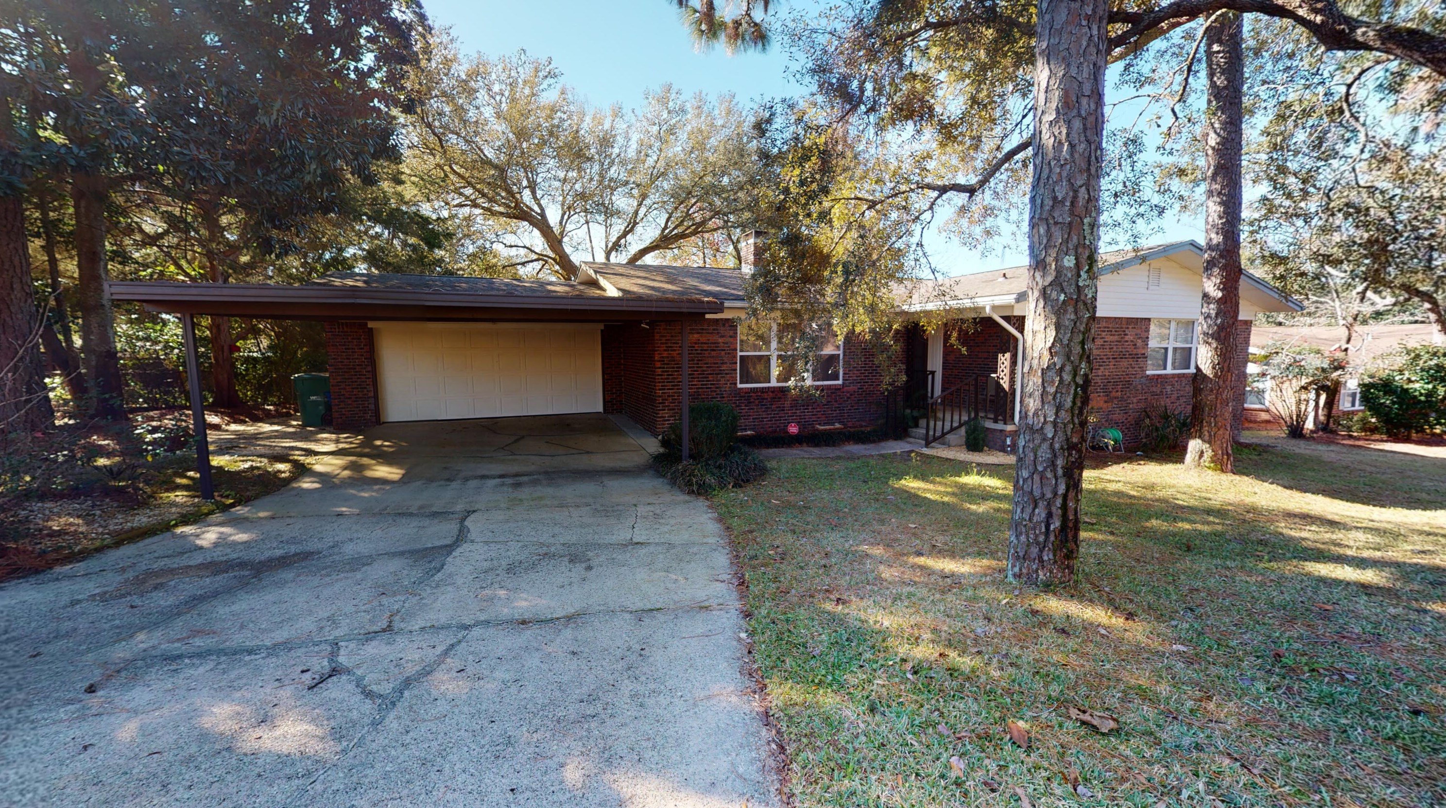 26 Poplar Ave, Shalimar, FL 32579