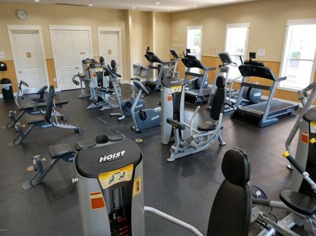 8700 Front Beach Rd, Panama City FL  10106-4277 exterior