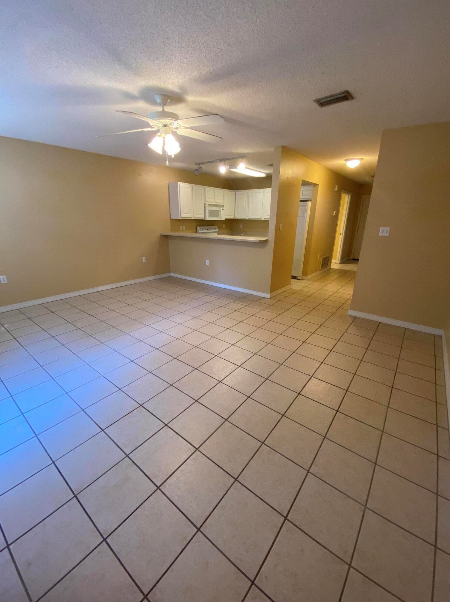 968 Scenic Oak Ln, Fort Walton Beach, FL 32547
