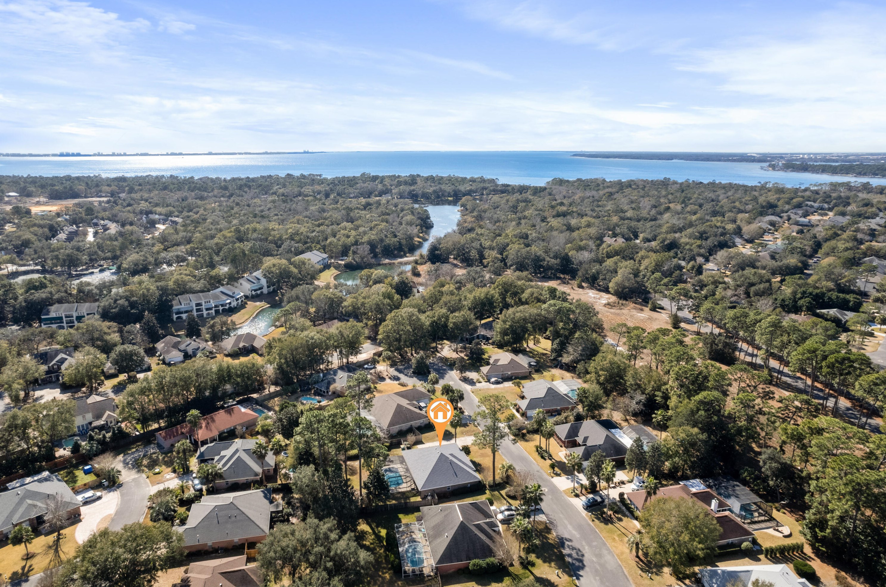 1407 Ernest Hemingway Dr, Niceville, FL 32578