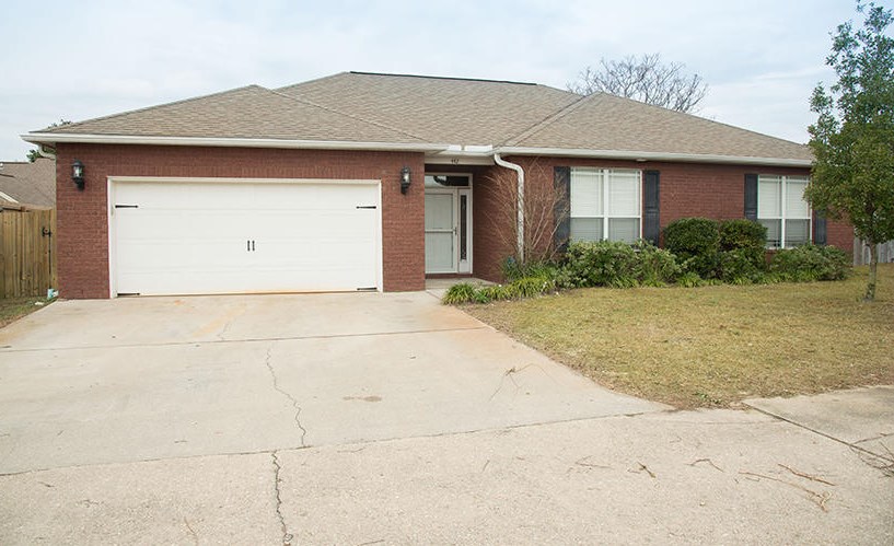 442 Bay Oaks Dr, Mary Esther, FL 32569