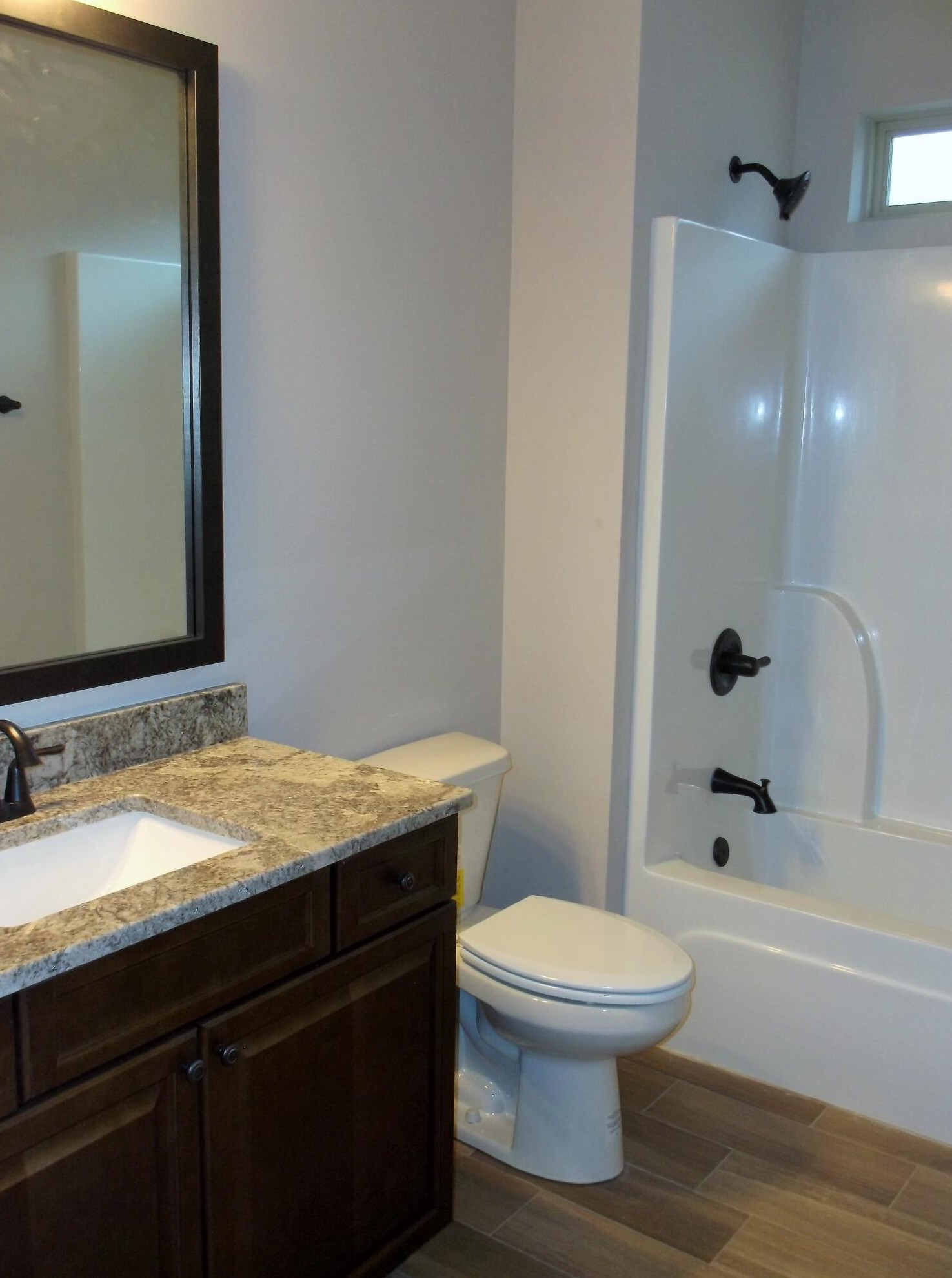 700 Shady Lane Dr, Fort Walton Beach, FL 32547-3012