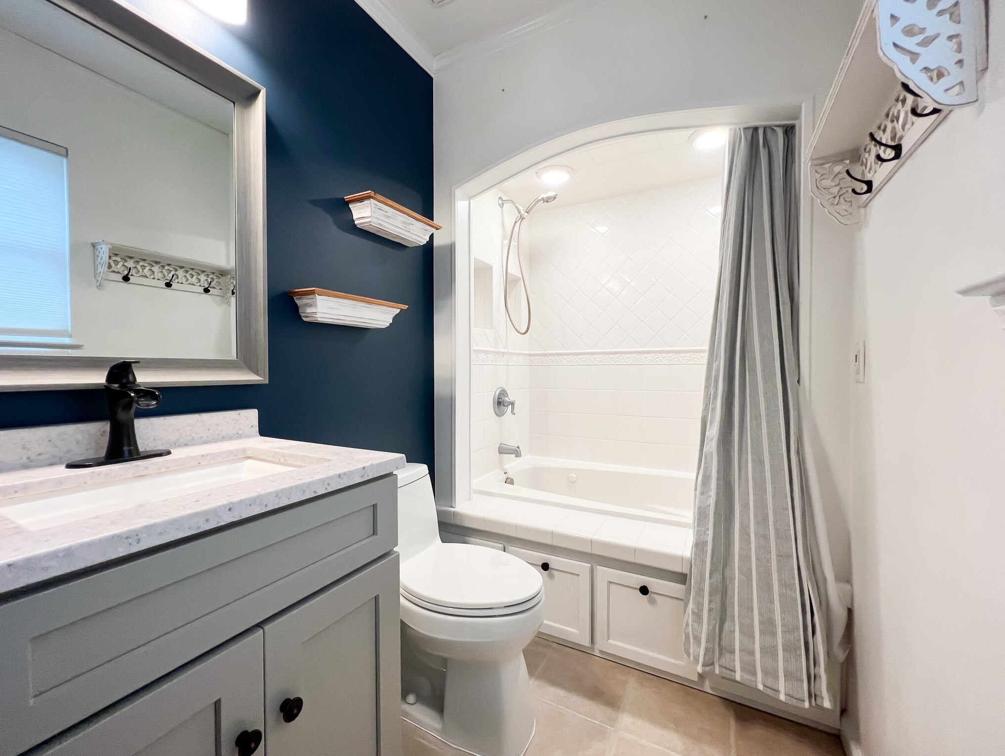 617 Lloyd St, Fort Walton Beach FL 32547-7121 exterior