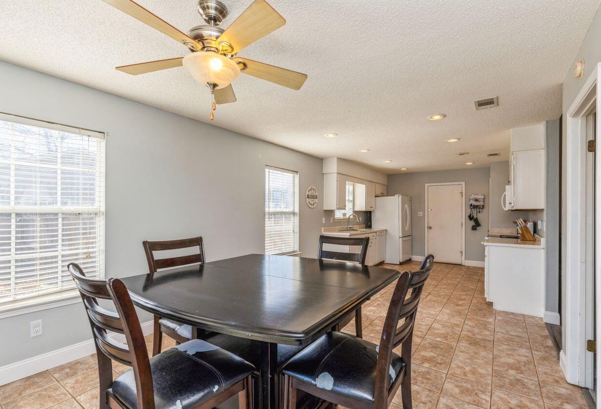 139 Palmetto Ave, Mary Esther FL  32569-3314 exterior