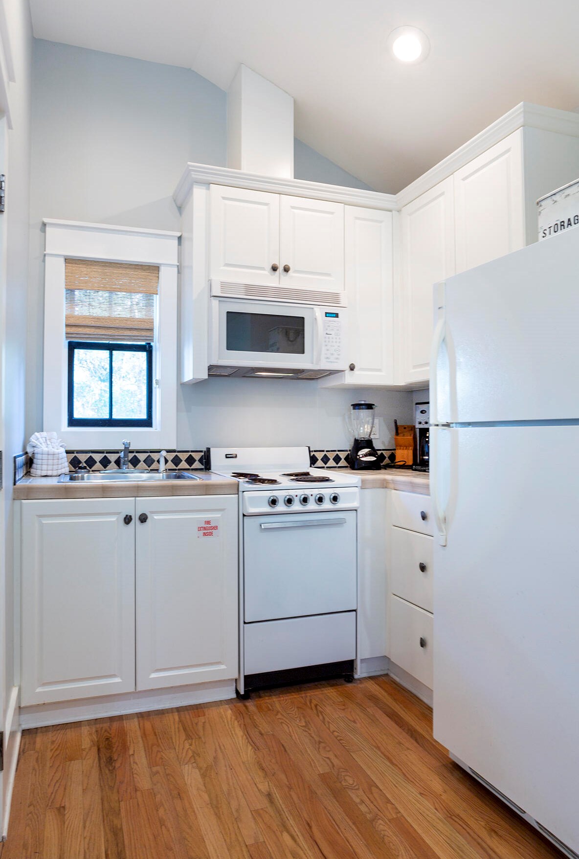 13 Lk District Ln, Santa Rosa Beach FL  32459-2832 exterior