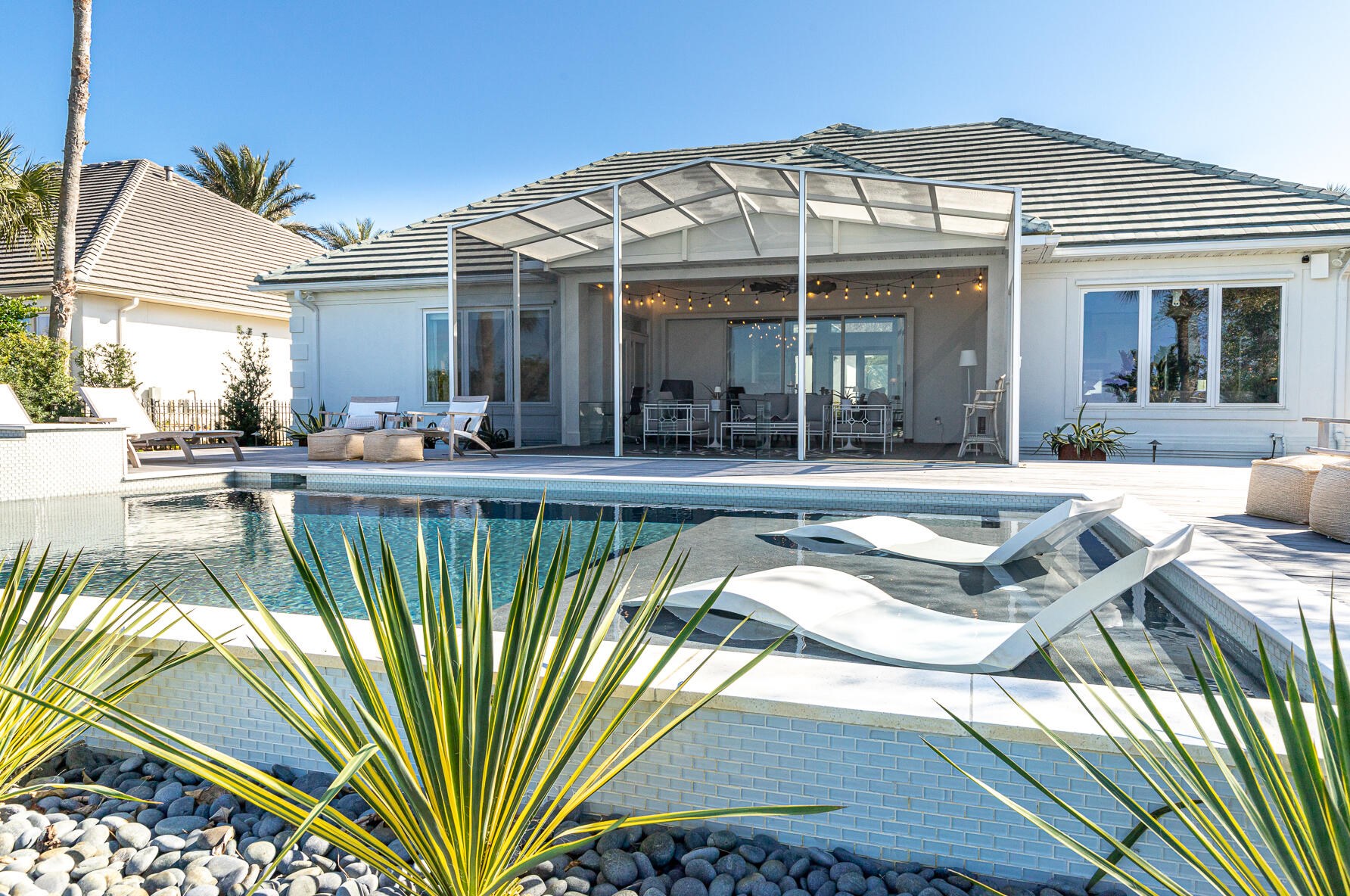 151 Crst Dr, Destin FL 32550-3929 exterior