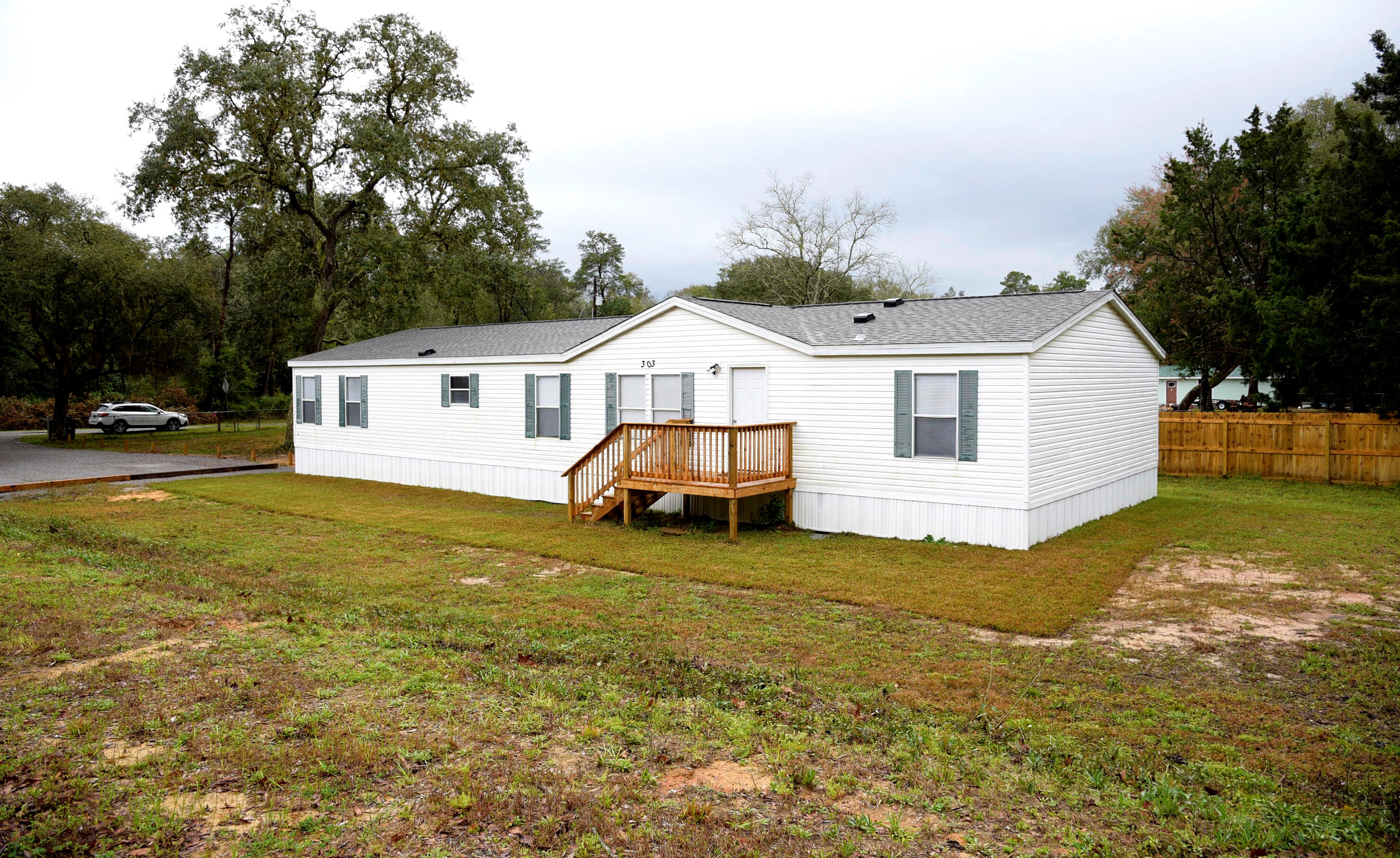 303 Water Oak St, Freeport, FL 32439