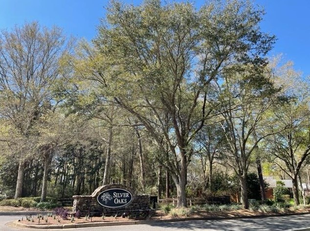 2652 Paddock Cir, Crestview, FL 32536-4359