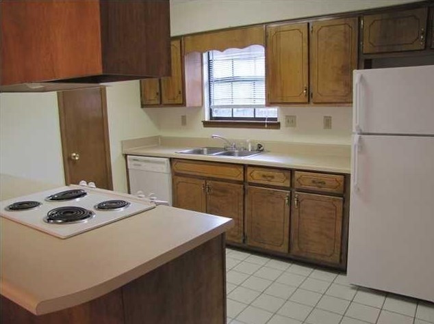 603 Moss Dr, Crestview, FL 32536-9228