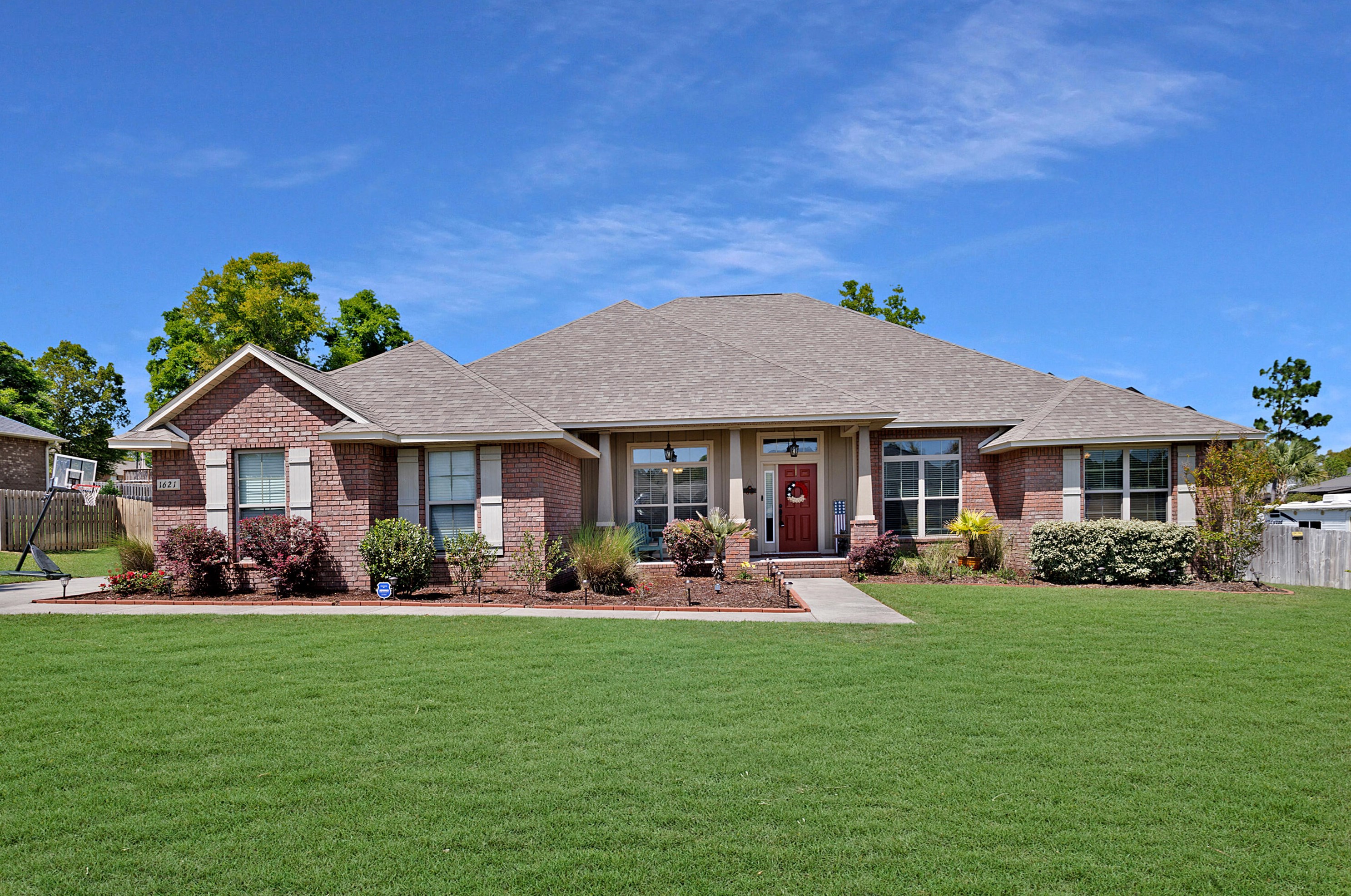1621 Lena St, Crestview, FL 32531-8482
