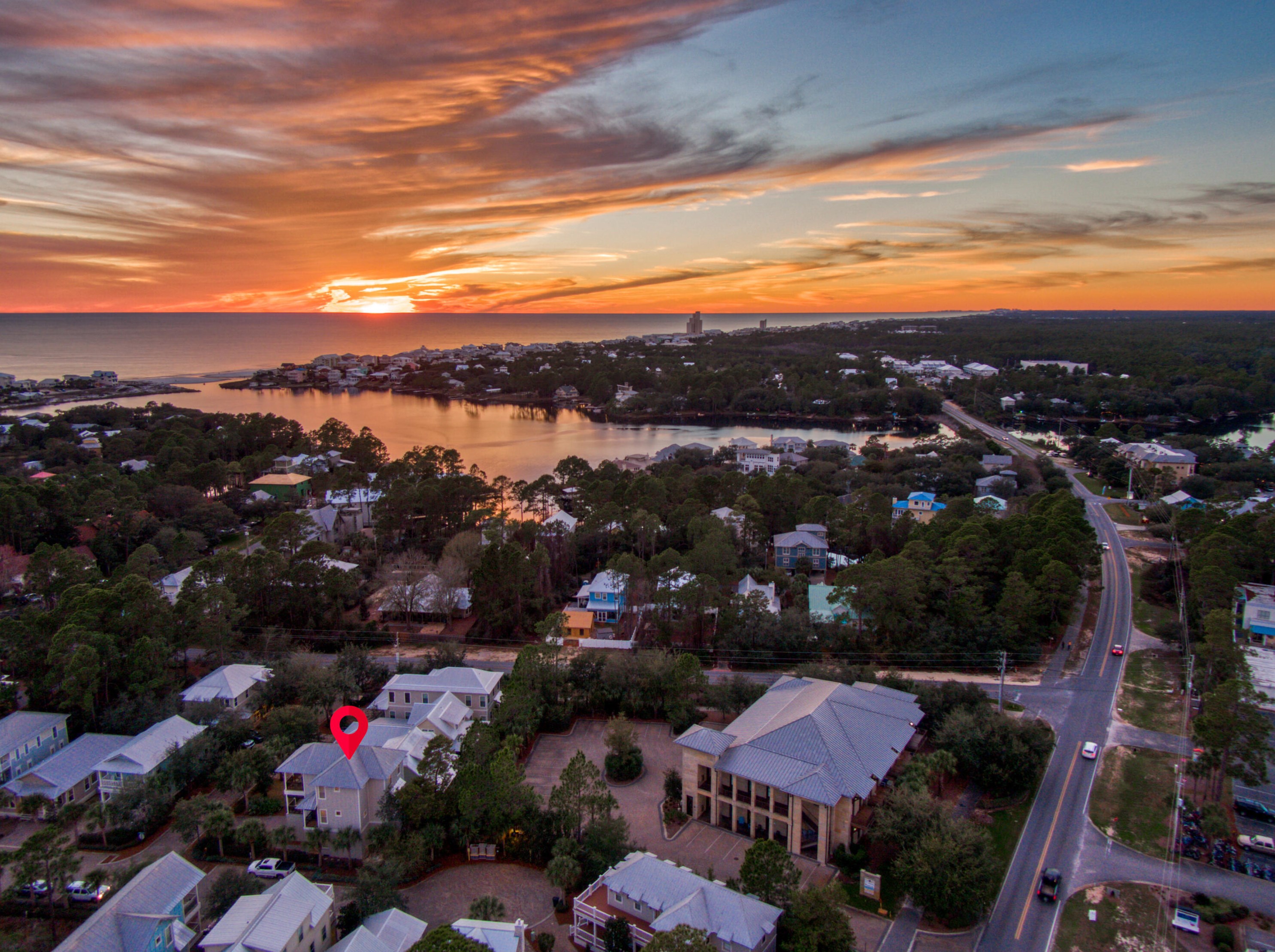 37 Eastern Lake Ct, Santa Rosa Beach FL  32459-6688 exterior