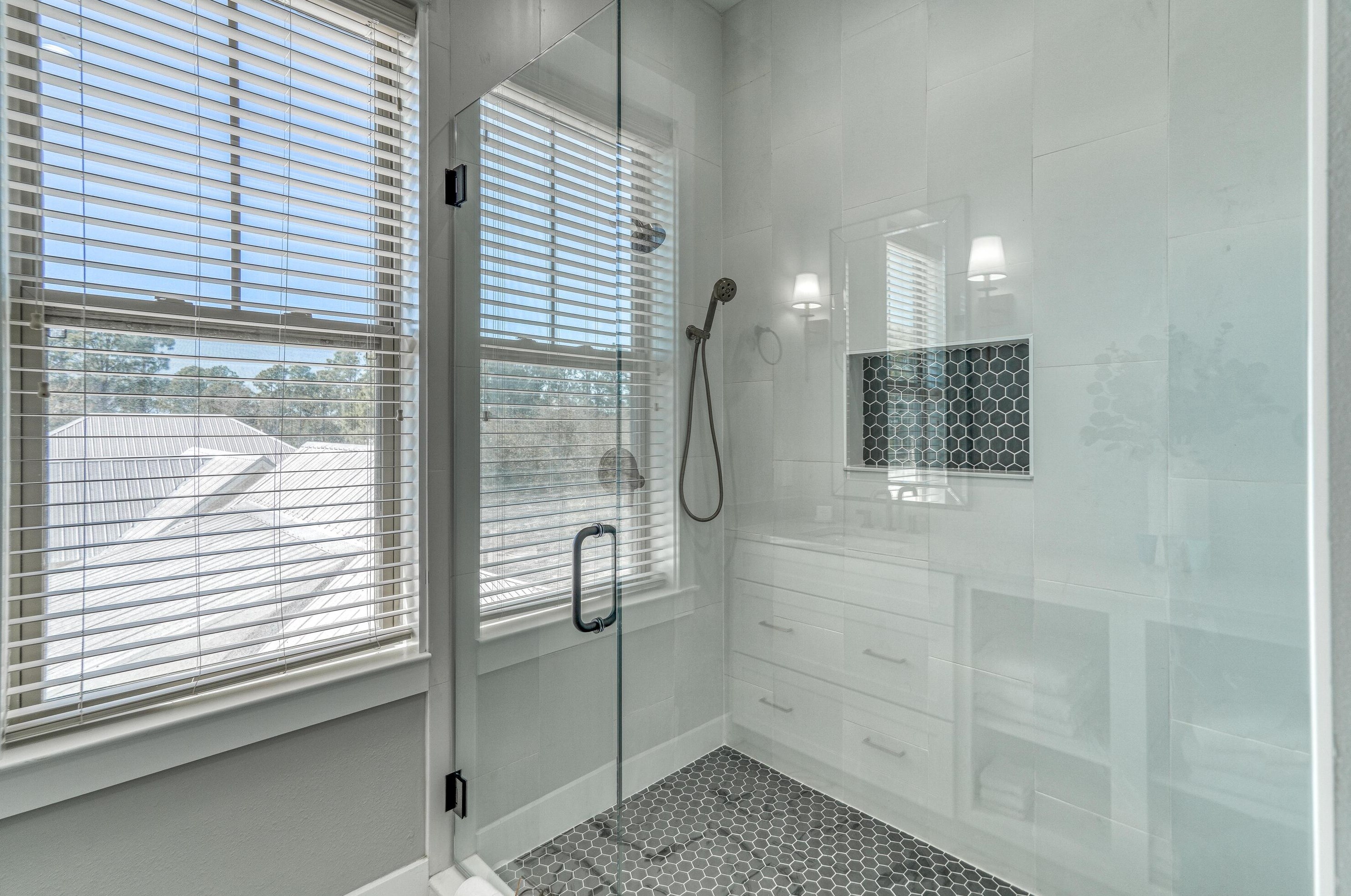 37 Eastern Lake Ct, Santa Rosa Beach FL  32459-6688 exterior