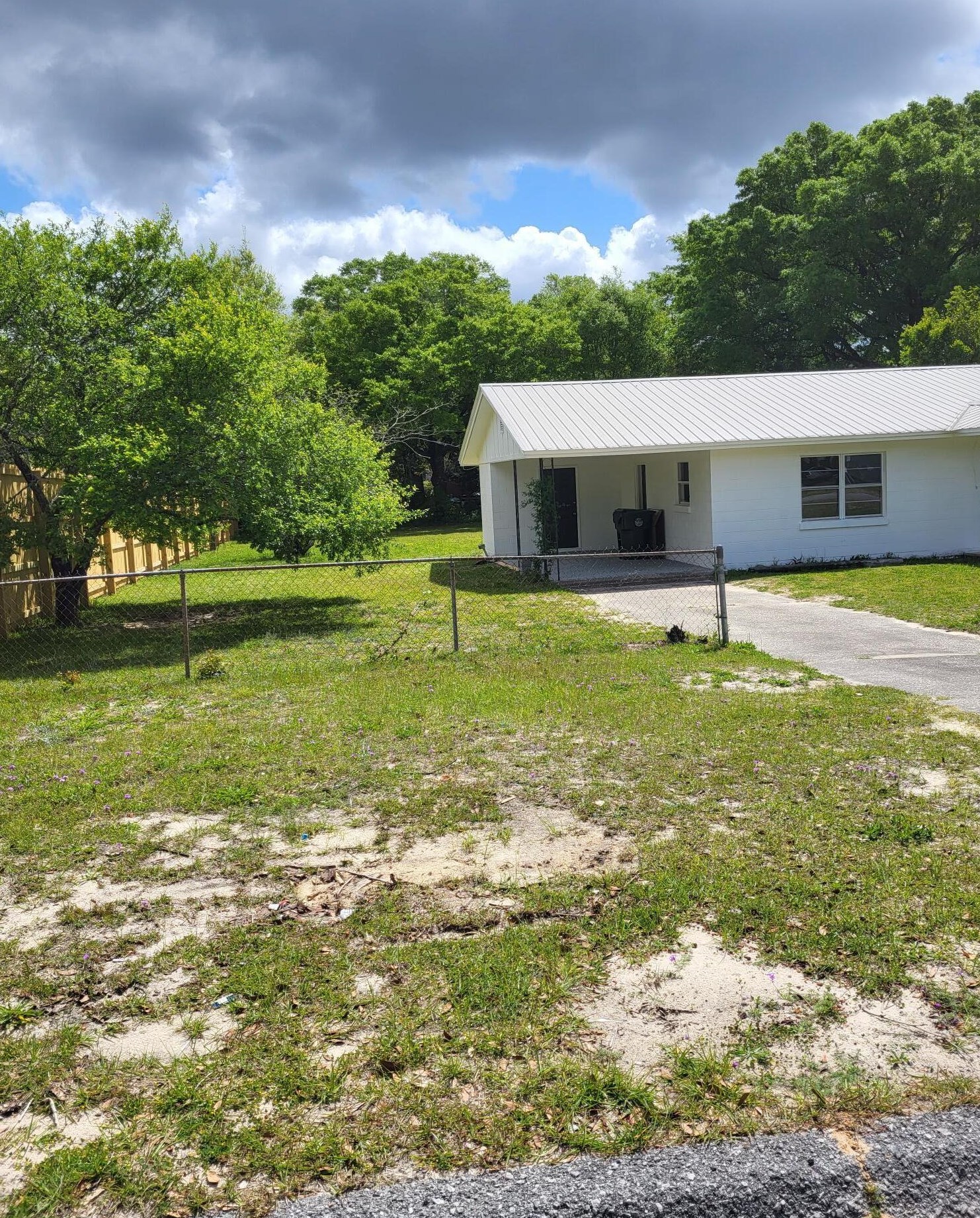 111 Fredrick Dr, Defuniak Springs, FL 32433