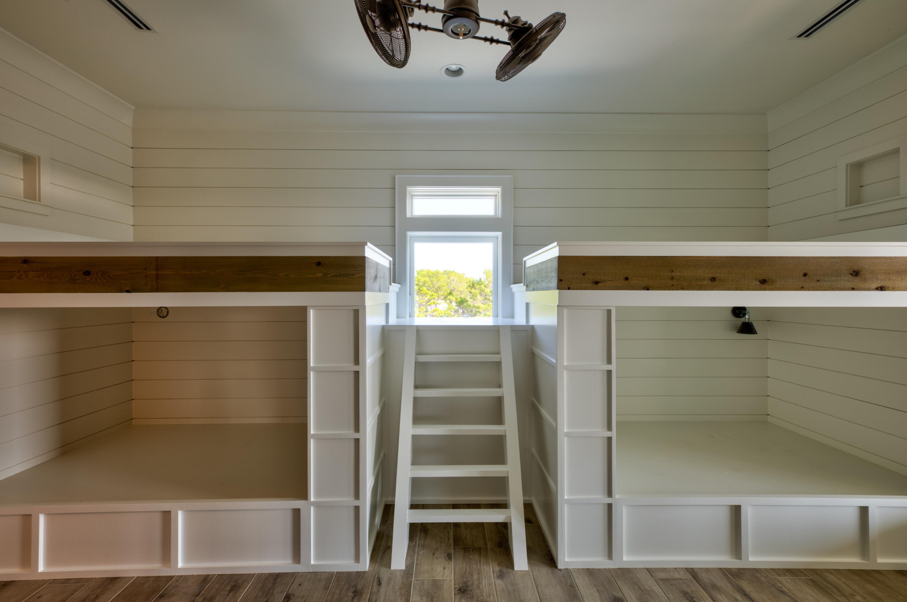 98 Dune Dr, Santa Rosa Beach FL  32459-3634 exterior