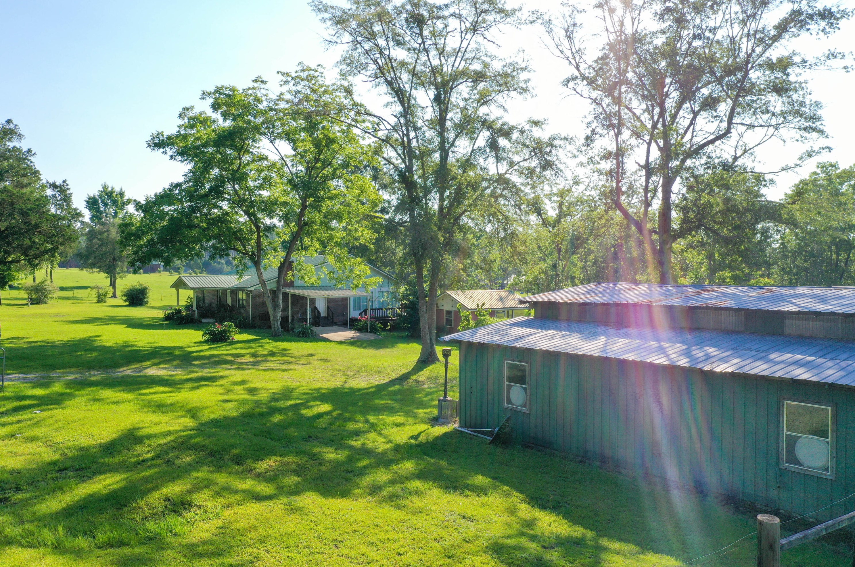1525 Red Hill Rd, Red Bay, FL 32455-4073