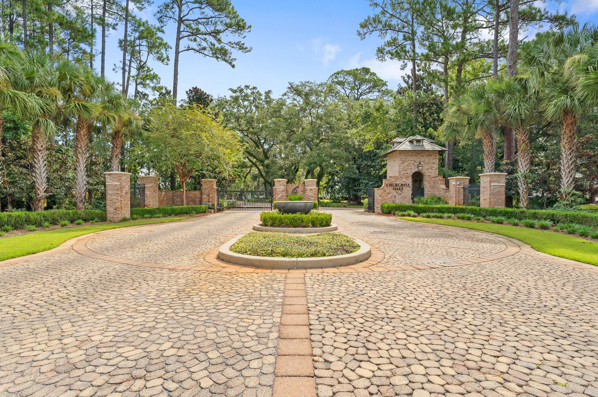 273 Churchill Oaks Dr, Santa Rosa Beach, FL 32459