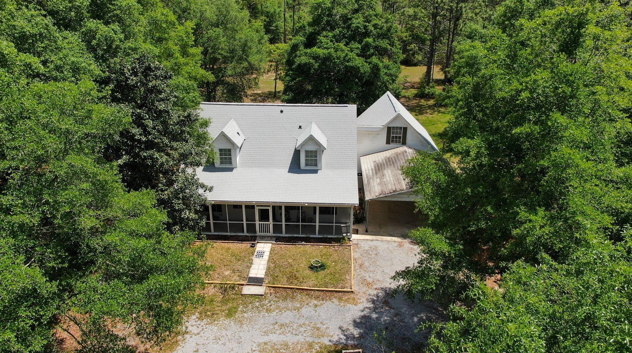 2459 Spring Lake Rd, Defuniak Springs, FL 32433