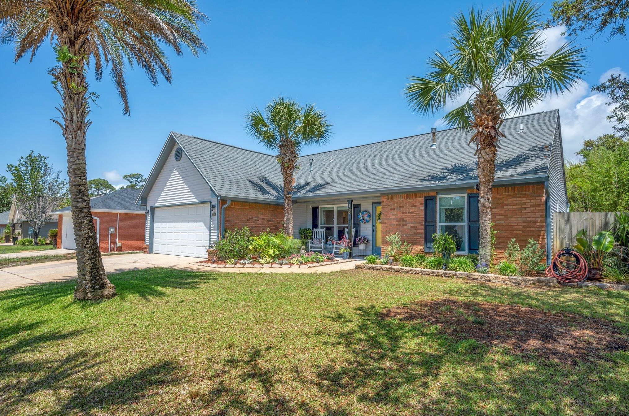 120 Long Pointe Dr, Mary Esther, FL 32569-1343
