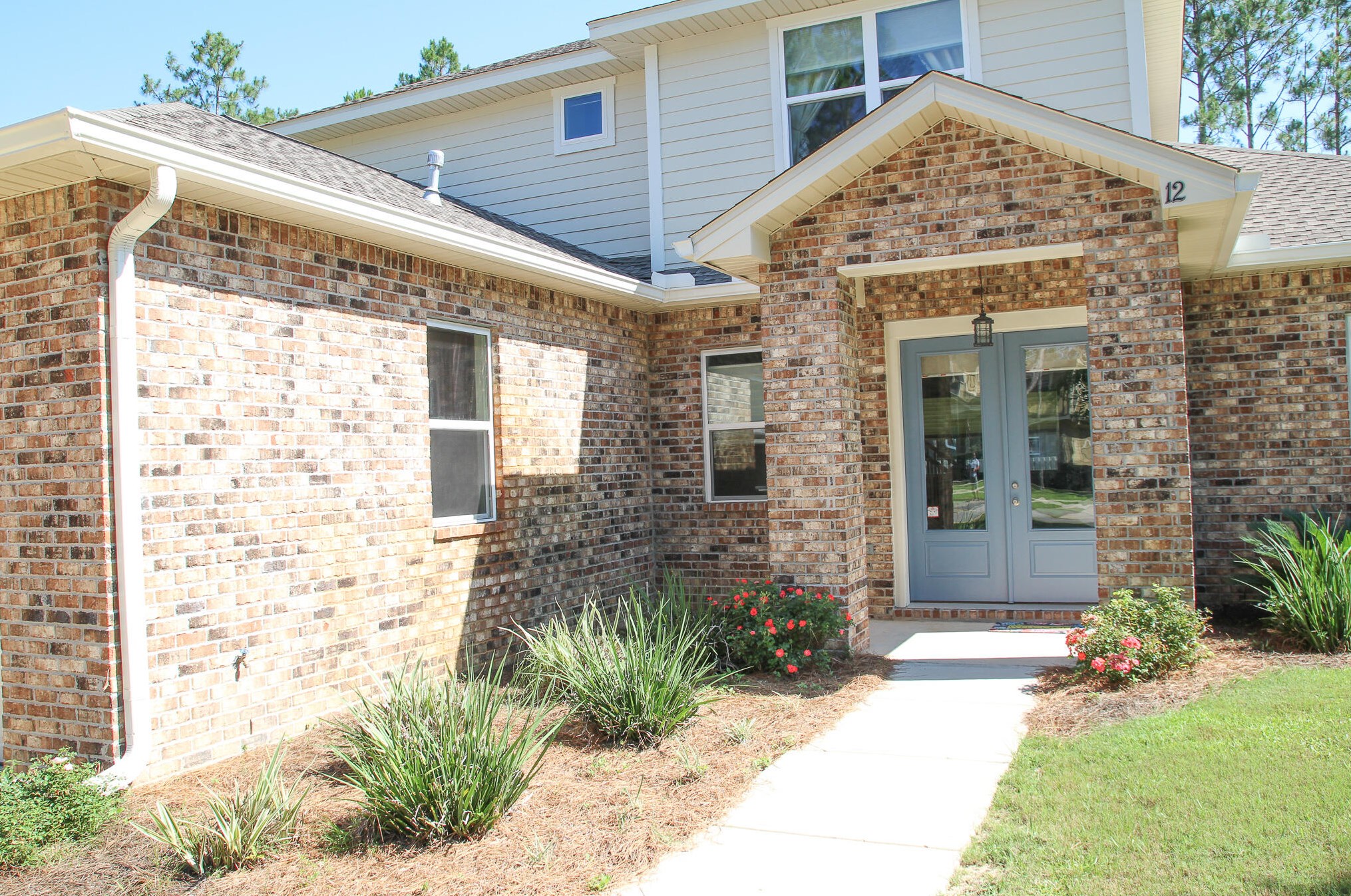 12 Melody Ln, Freeport, FL 32439
