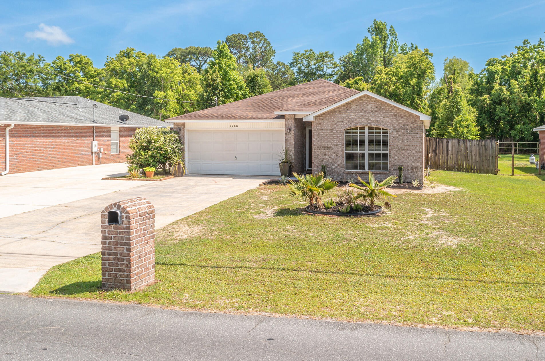 4268 Lancaster Dr, Niceville FL  32578-4500 exterior