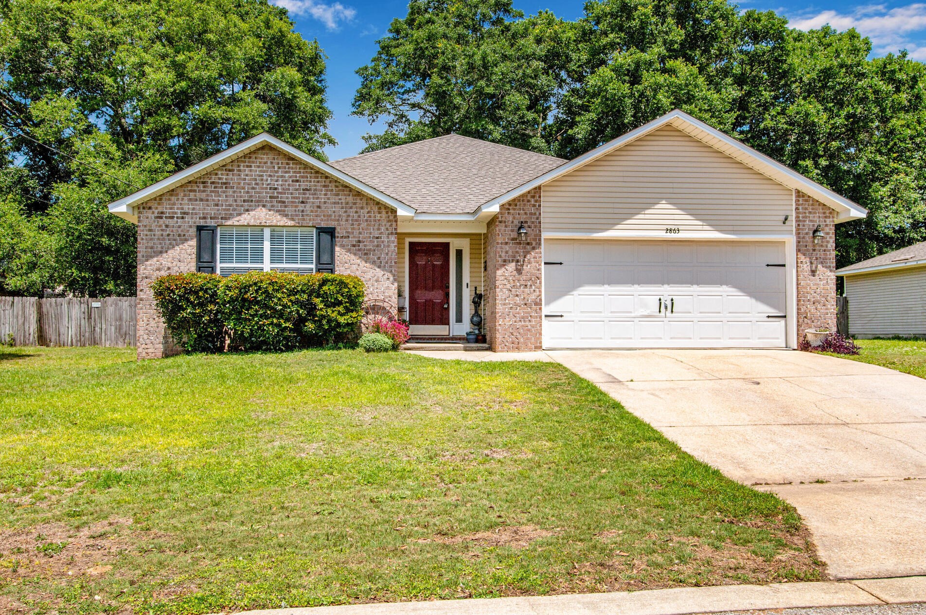 2863 Soles Ln, Crestview, FL 32539-8923